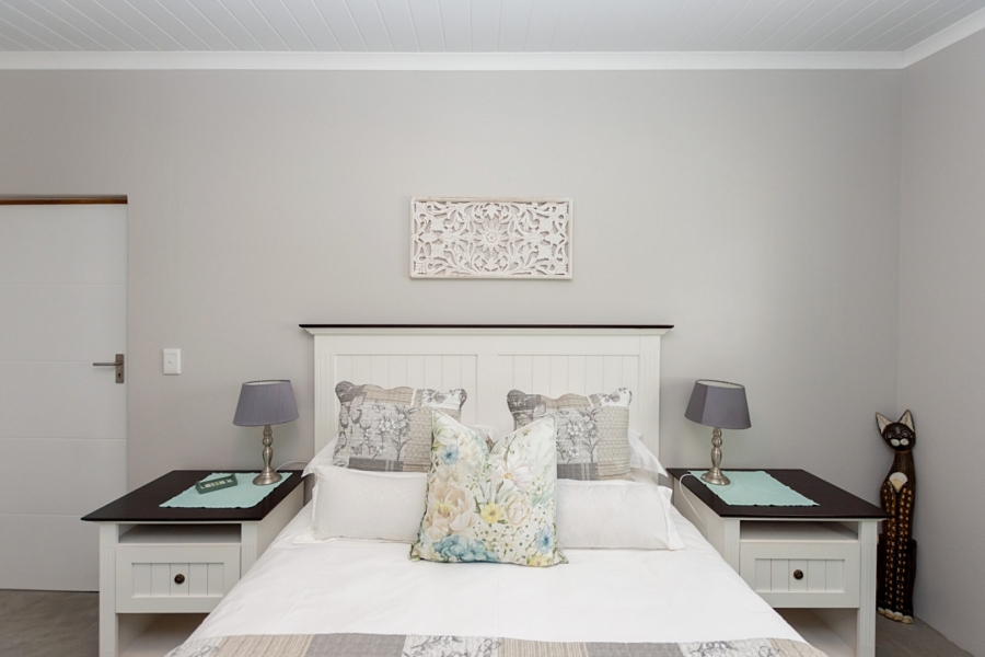 3 Bedroom Property for Sale in Britannia Bay Western Cape